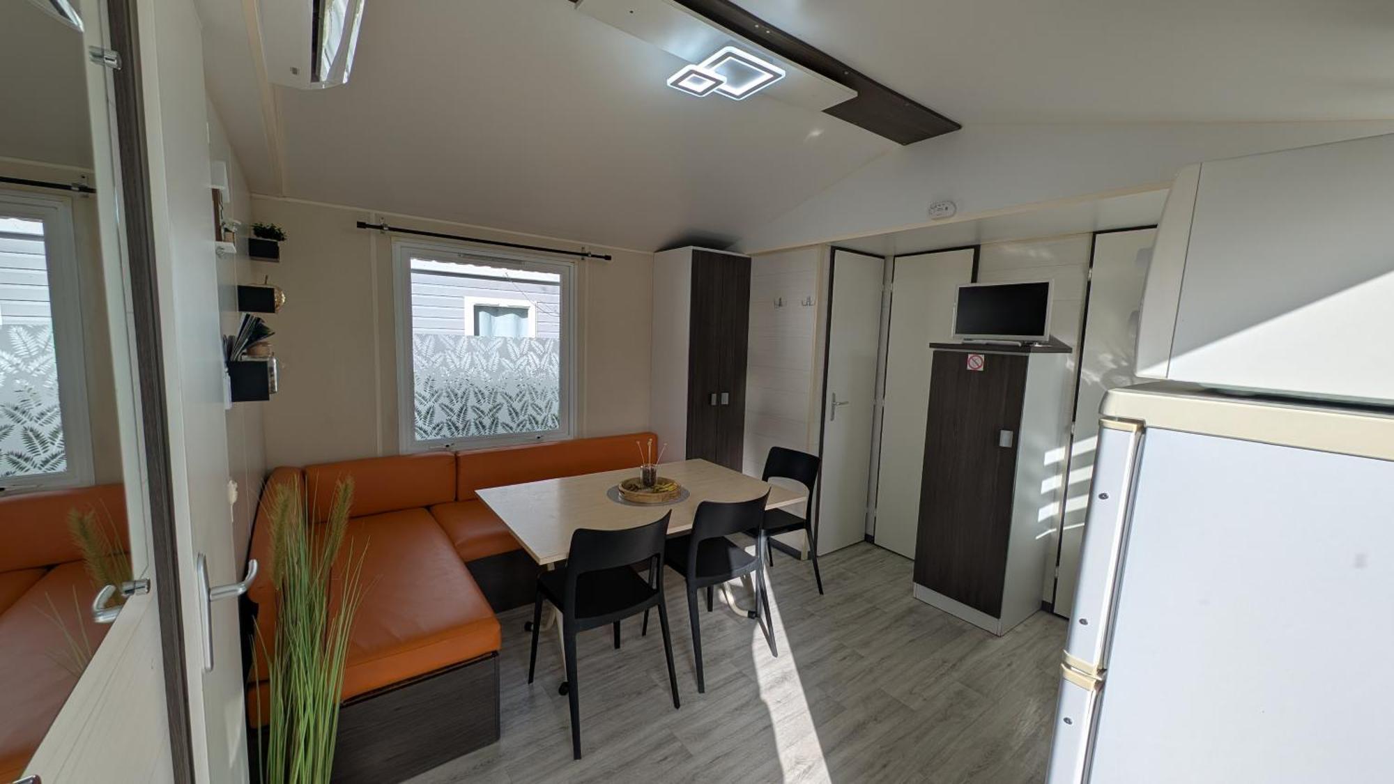 Mobilhome Cosy Aulywan Campingplatz La Boissiere-de-Montaigu
